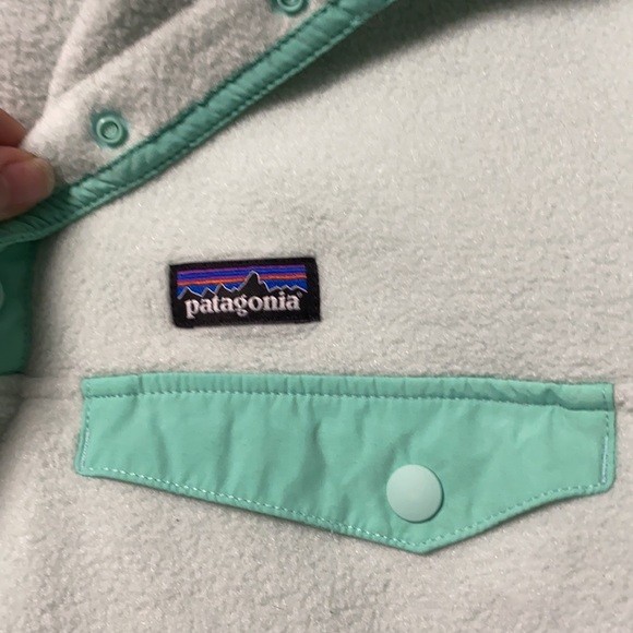 Girls Patagonia Top size XL/14 Mint Green - Picture 4 of 6